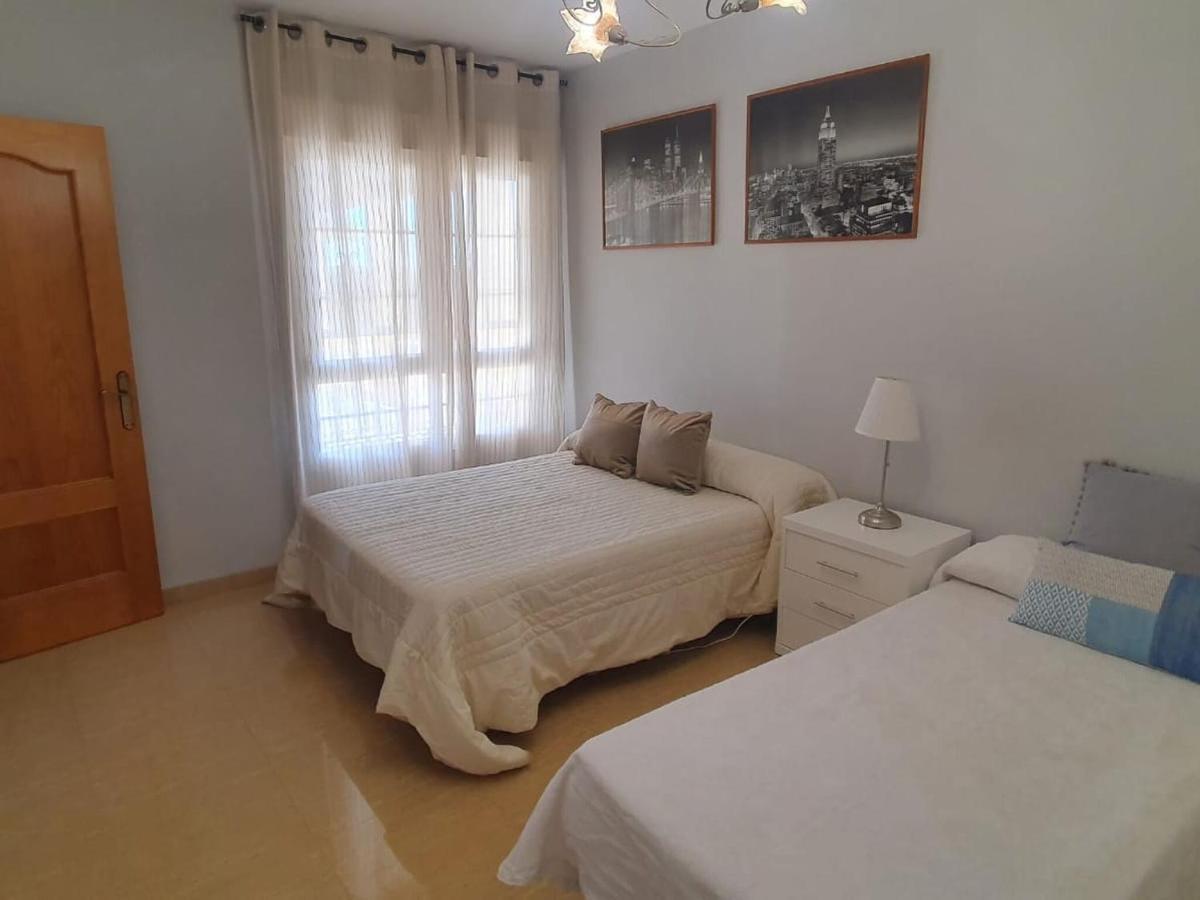 Belvilla By Oyo Villa Valerya Ibanez ภายนอก รูปภาพ